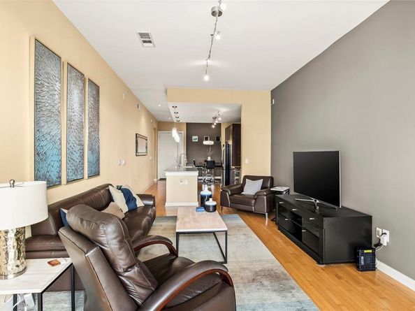 2950  Mckinney Avenue  412, Dallas Texas 75204