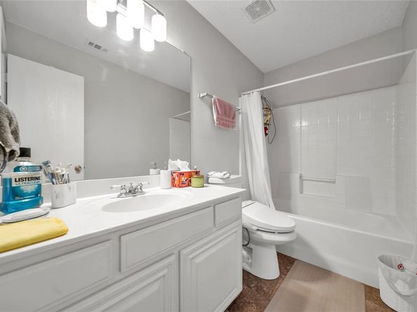 1525  Sanibel Lane , Arlington Texas 76018