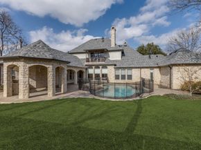 6416  Dykes Way , Dallas Texas 75230