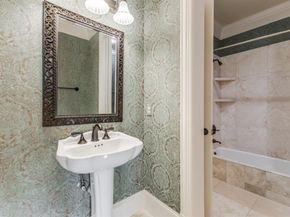 6416  Dykes Way , Dallas Texas 75230