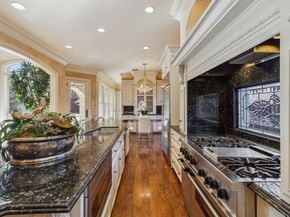 6416  Dykes Way , Dallas Texas 75230