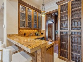 6416  Dykes Way , Dallas Texas 75230