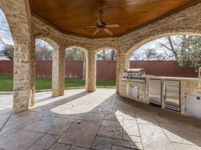 6416  Dykes Way , Dallas Texas 75230