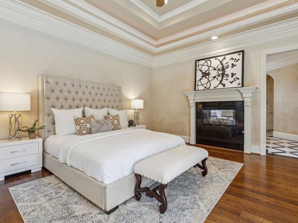 6416  Dykes Way , Dallas Texas 75230