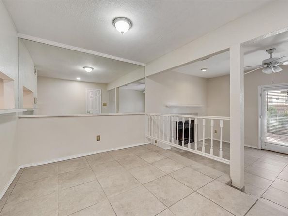 3635  Garden Brook Drive  20100, Farmers Branch Texas 75234