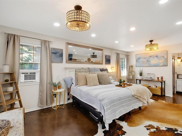 1815  Wellington Court , Arlington Texas 76013