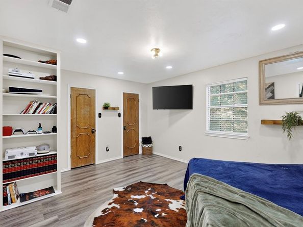 1815  Wellington Court , Arlington Texas 76013