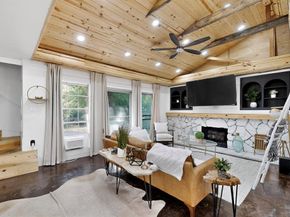 1815  Wellington Court , Arlington Texas 76013