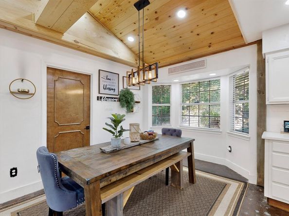 1815  Wellington Court , Arlington Texas 76013