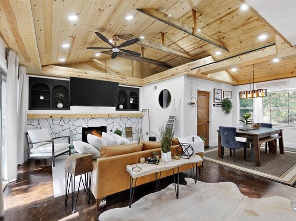 1815  Wellington Court , Arlington Texas 76013