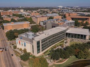 1815  Wellington Court , Arlington Texas 76013