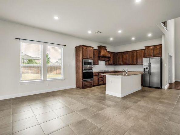 821  Beeville Court , McKinney Texas 75071