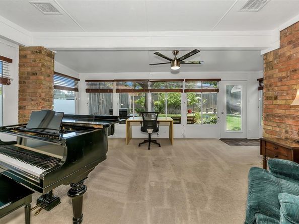 4020  Flintridge Drive , Irving Texas 75038