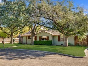 330 N Brighton Avenue , Dallas Texas 75208