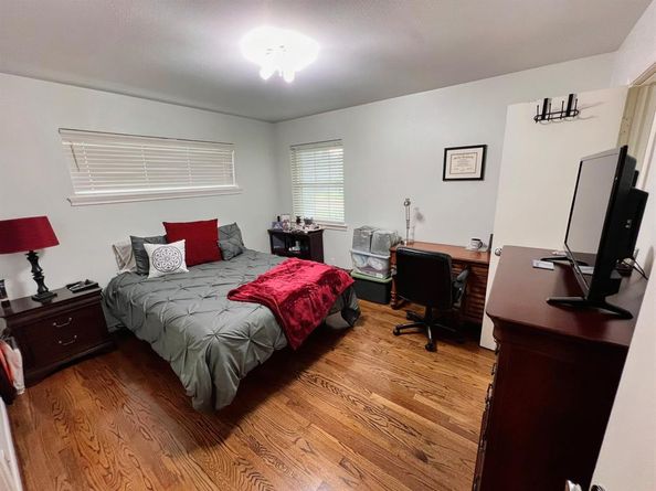 826  Sylvania Drive , Dallas Texas 75218