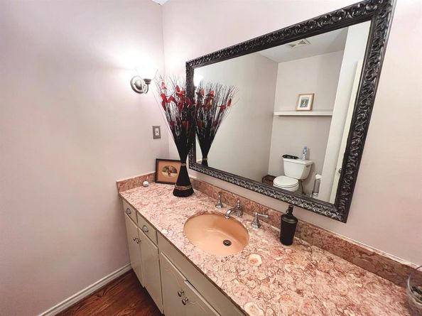 826  Sylvania Drive , Dallas Texas 75218