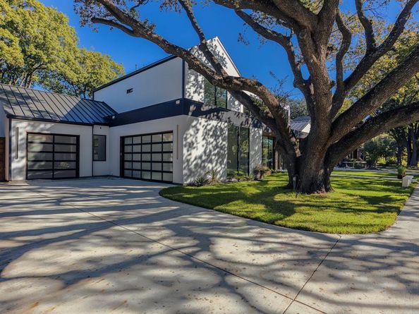 5723  Meletio Lane , Dallas Texas 75230