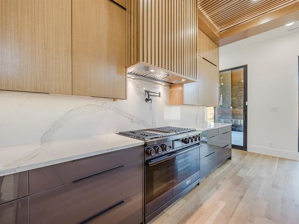 5723  Meletio Lane , Dallas Texas 75230