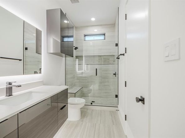 5723  Meletio Lane , Dallas Texas 75230