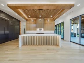 5723  Meletio Lane , Dallas Texas 75230