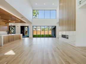 5723  Meletio Lane , Dallas Texas 75230