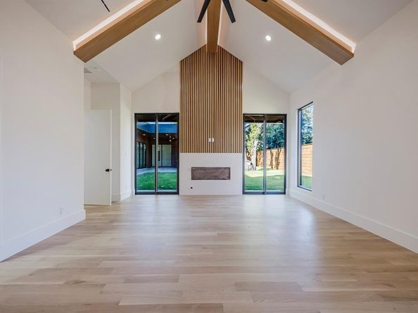 5723  Meletio Lane , Dallas Texas 75230