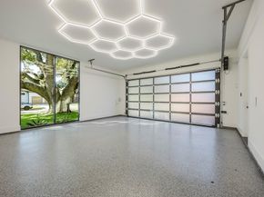 5723  Meletio Lane , Dallas Texas 75230