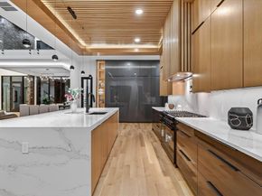 5723  Meletio Lane , Dallas Texas 75230