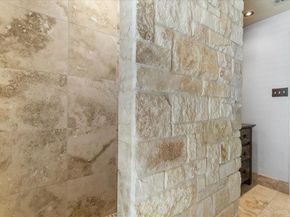 708  Canyon Creek Trail , Fort Worth Texas 76112