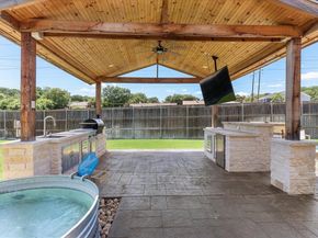 708  Canyon Creek Trail , Fort Worth Texas 76112
