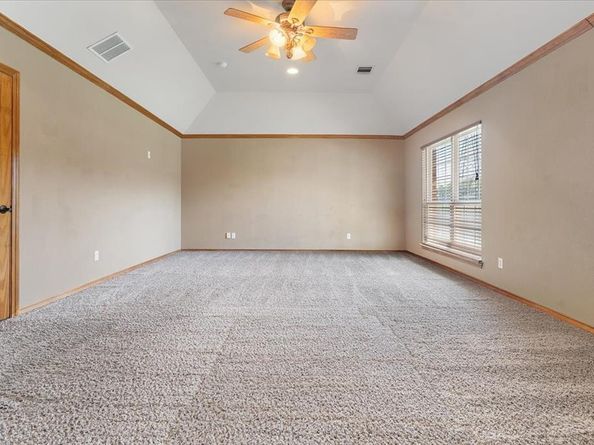 708  Canyon Creek Trail , Fort Worth Texas 76112