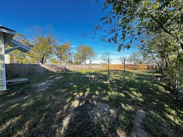 3216  Ellis Avenue , Fort Worth Texas 76106