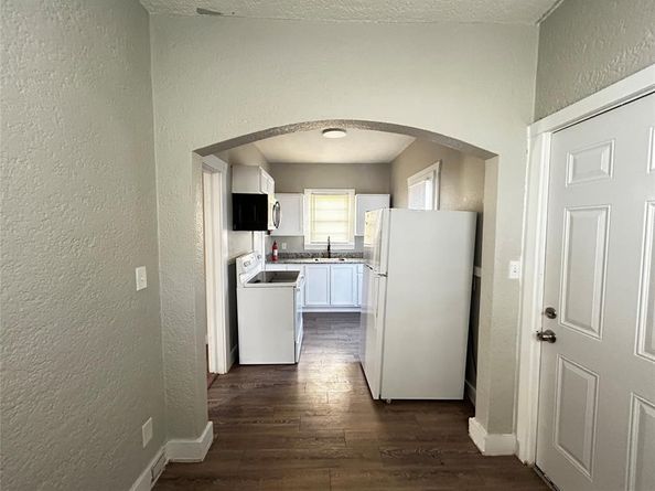 3216  Ellis Avenue , Fort Worth Texas 76106