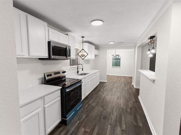 2548  Matland Drive , Dallas Texas 75237