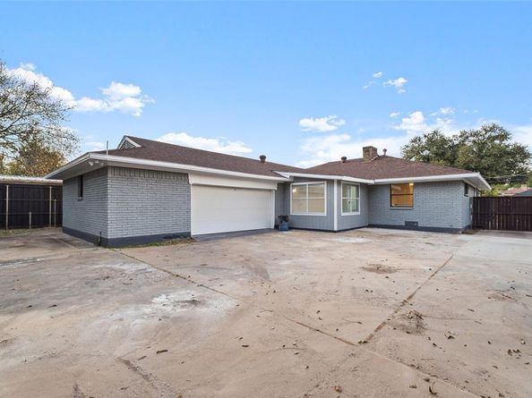 2548  Matland Drive , Dallas Texas 75237