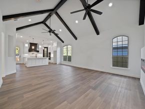 1023 E Allen Avenue , Fort Worth Texas 76104