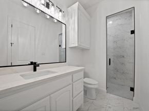 1023 E Allen Avenue , Fort Worth Texas 76104