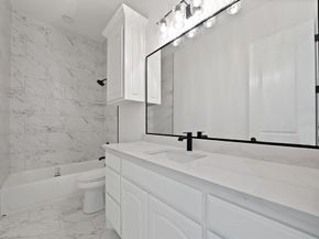 1023 E Allen Avenue , Fort Worth Texas 76104