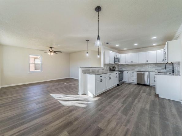 304 E Hazelwood Street , Princeton Texas 75407