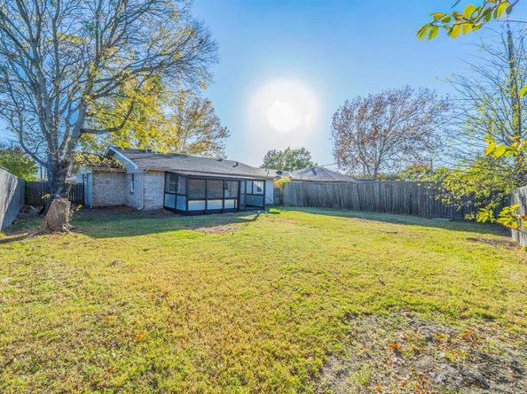 304 E Hazelwood Street , Princeton Texas 75407