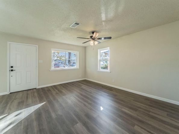 304 E Hazelwood Street , Princeton Texas 75407