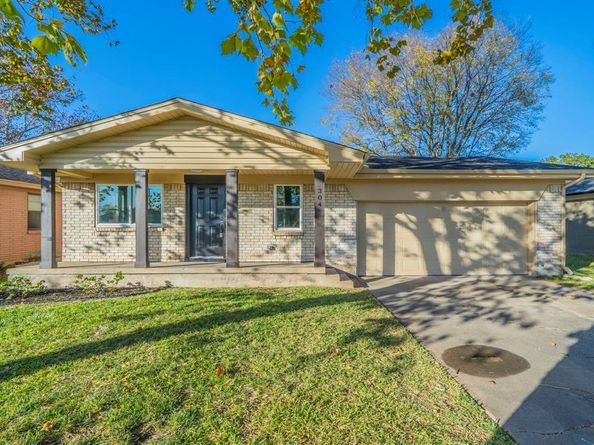 304 E Hazelwood Street , Princeton Texas 75407
