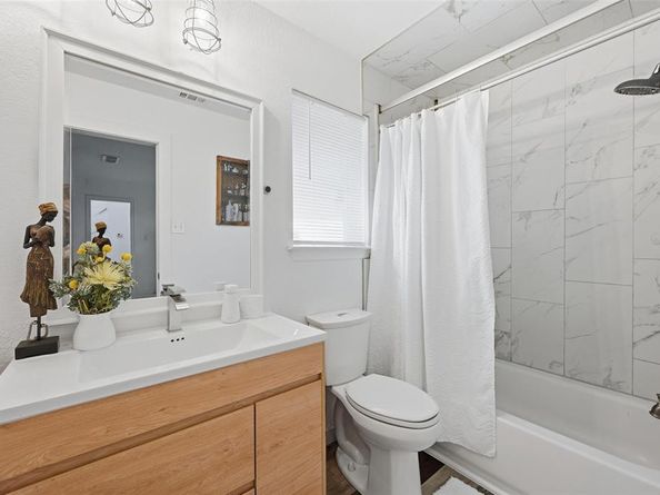 240  Cotton Drive , Mansfield Texas 76063