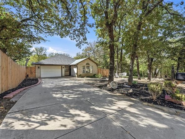 240  Cotton Drive , Mansfield Texas 76063