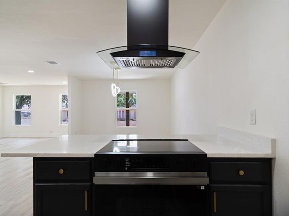 6625  Bridges  , Richland Hills Texas 76118