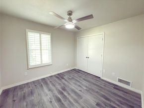 1912 E Branch Hollow Drive , Carrollton Texas 75007