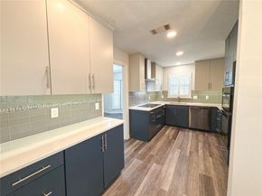 1912 E Branch Hollow Drive , Carrollton Texas 75007