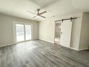 1912 E Branch Hollow Drive , Carrollton Texas 75007