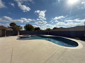 1912 E Branch Hollow Drive , Carrollton Texas 75007