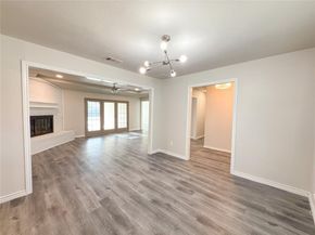 1912 E Branch Hollow Drive , Carrollton Texas 75007